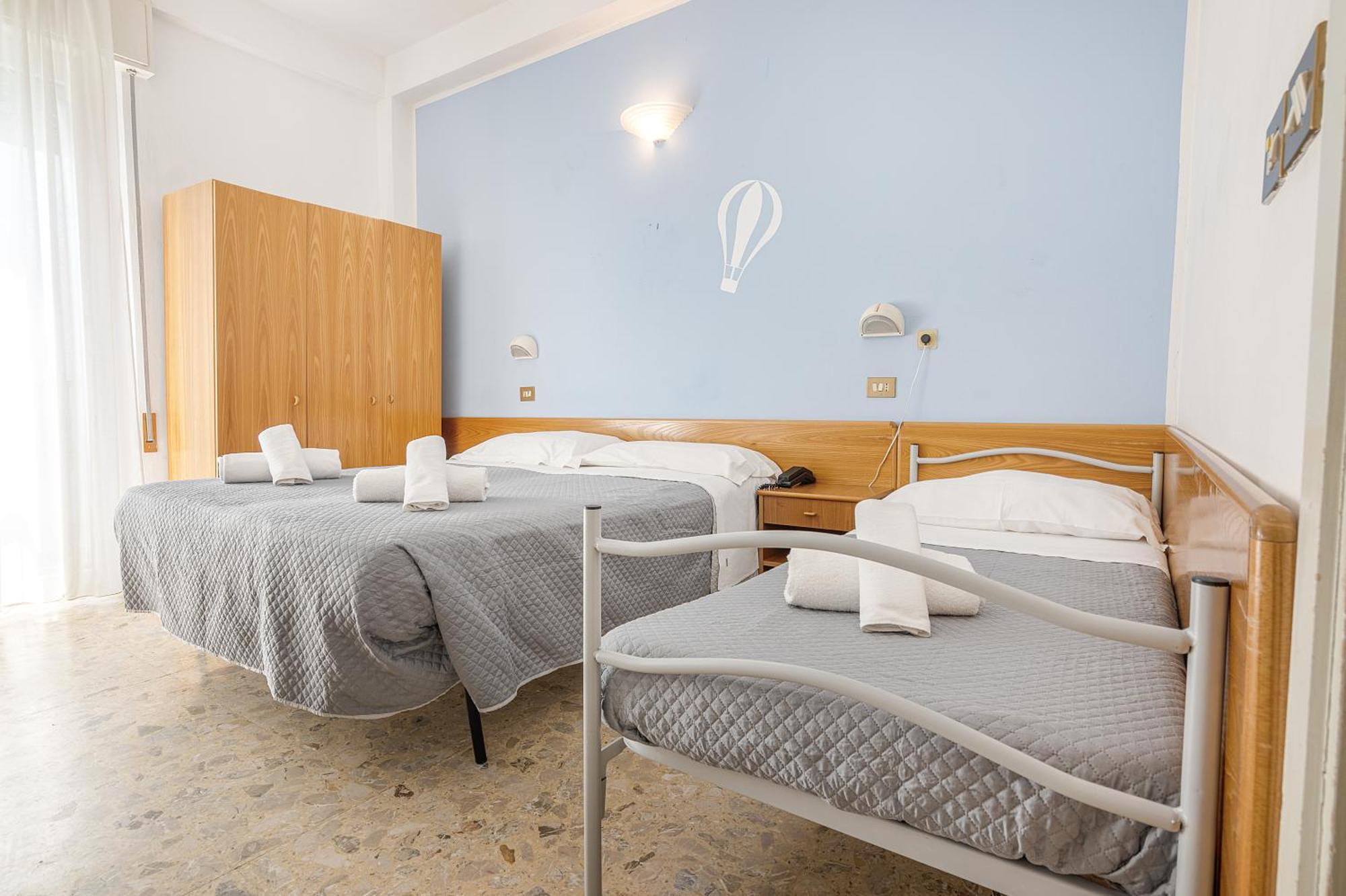 Hotel Santiago Rimini Ngoại thất bức ảnh