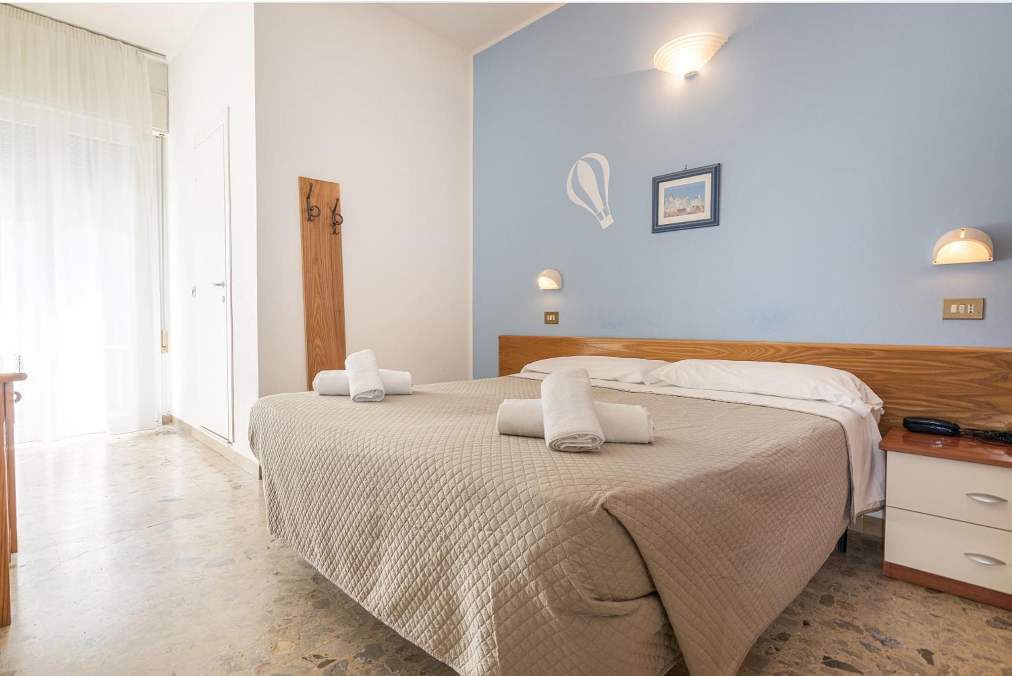 Hotel Santiago Rimini Ngoại thất bức ảnh