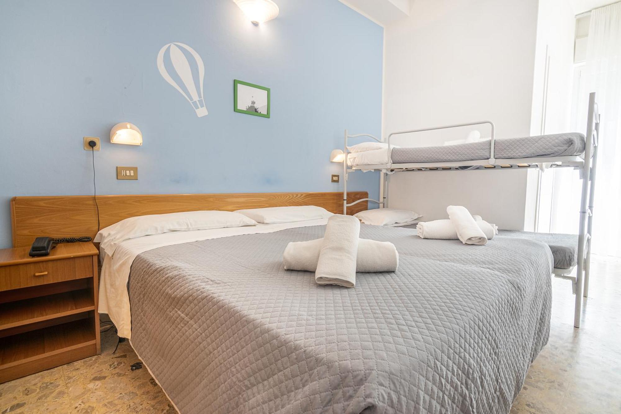 Hotel Santiago Rimini Ngoại thất bức ảnh